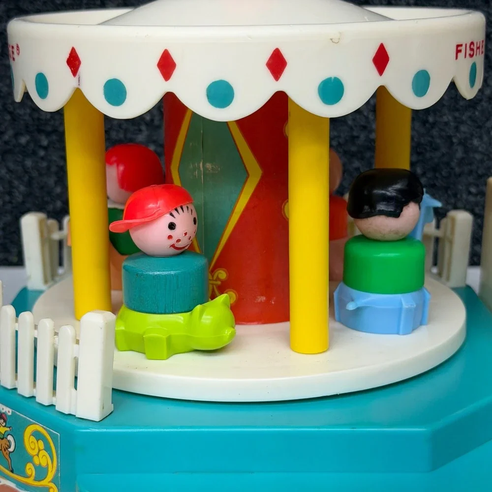 Vintage 1972 Fisher Price Little People Musical Merry-Go-Round Toy 991 Playset